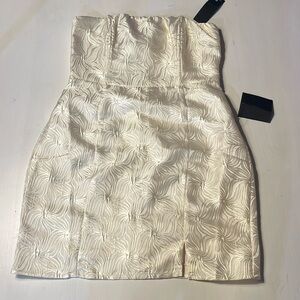 Lulus Straplesss Dress